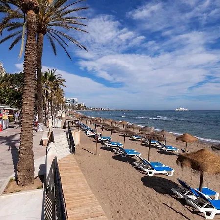 Sea View Apolo In Centre